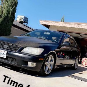 Meet your Posher, Henry